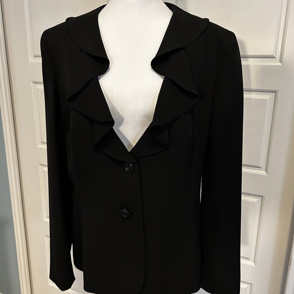PRESTON & YORK Women’s Black Ruffled Blazer Size 14